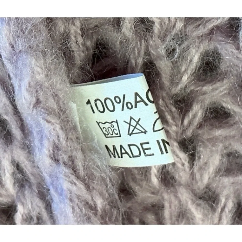 Lavender Cable Knit Shawl Wrap Tassel Detail One Size Boho Chic‎